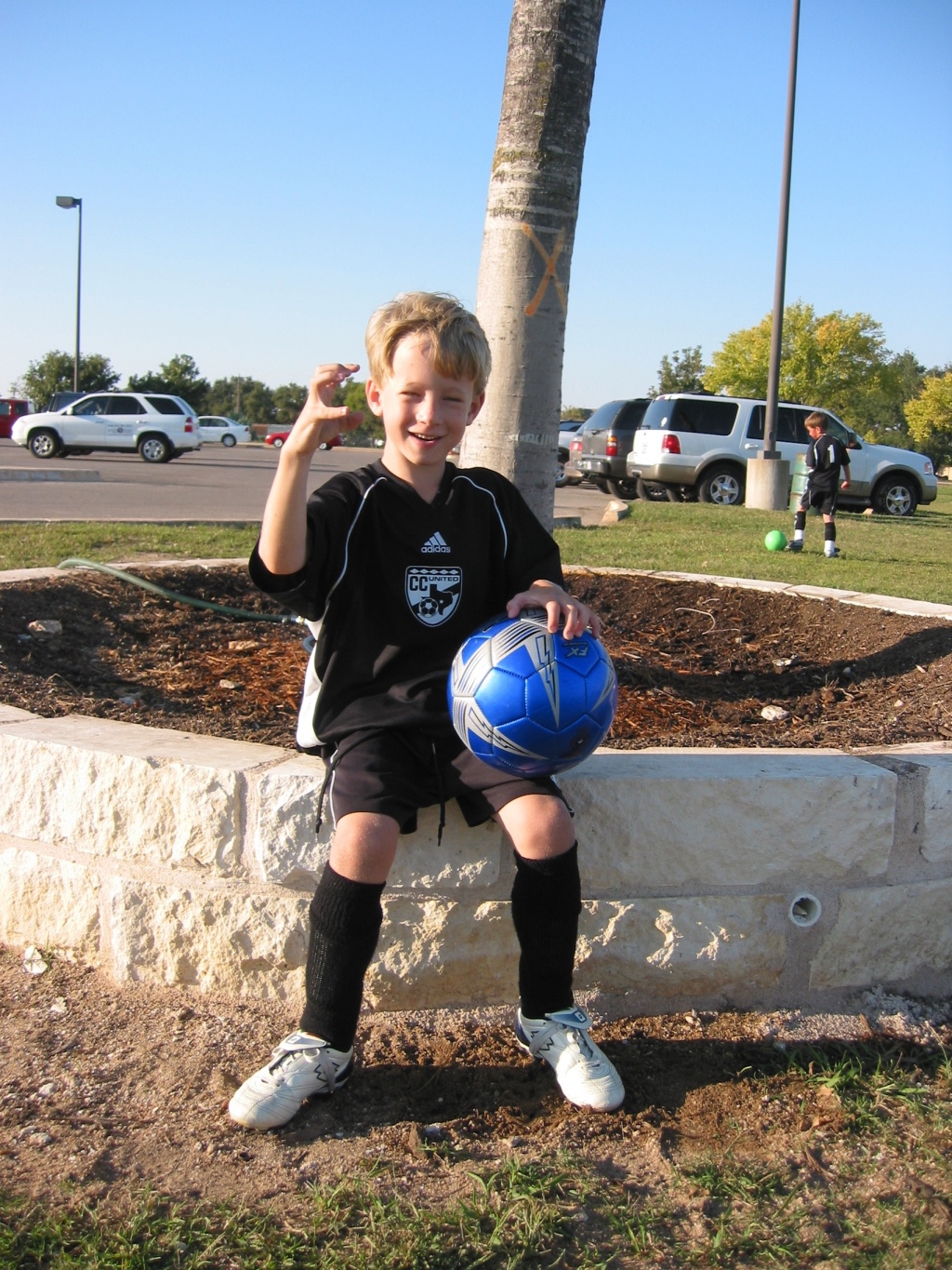 2005/10 October/Soccer Pics/1024x768_IMG_2396.JPG